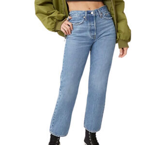 Levi's Women's Wedgie Straight-Leg High Rise Cropped Jeans